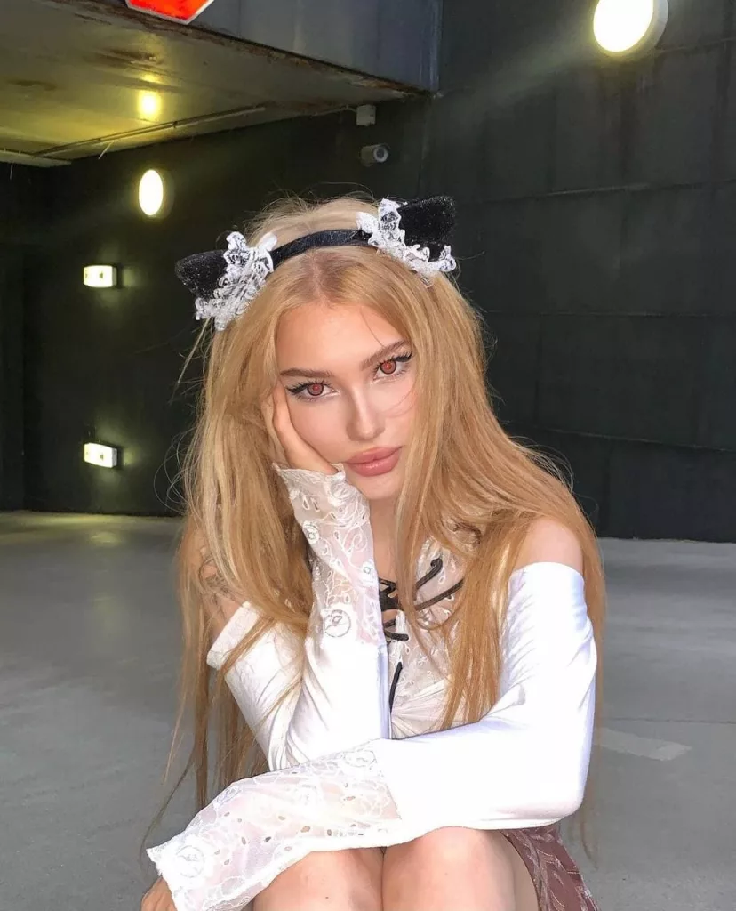 Элитный эскорт от София работает в Москве