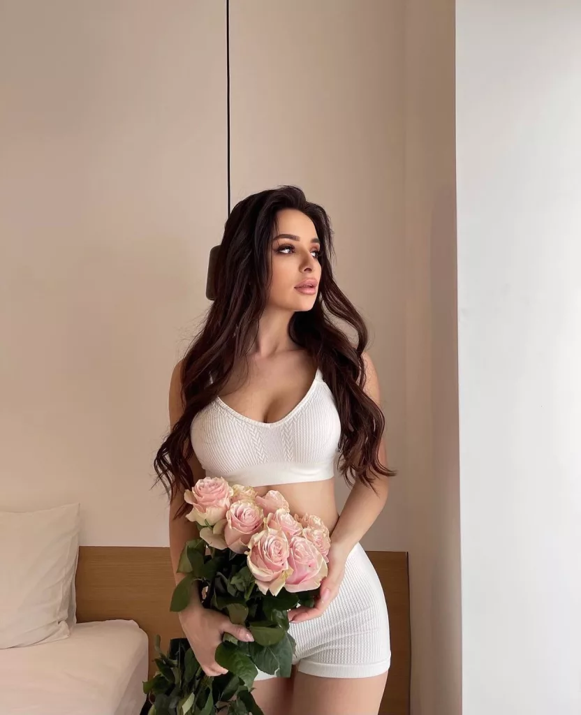 элитная эскортница Надин escort-moscow.pro