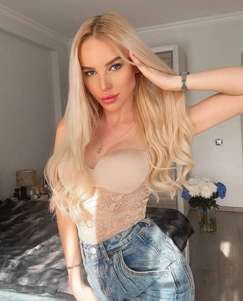 VIP эскорт от Марина работает в Москве