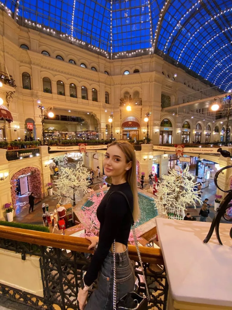 Ночной эскорт от Алла в Москве