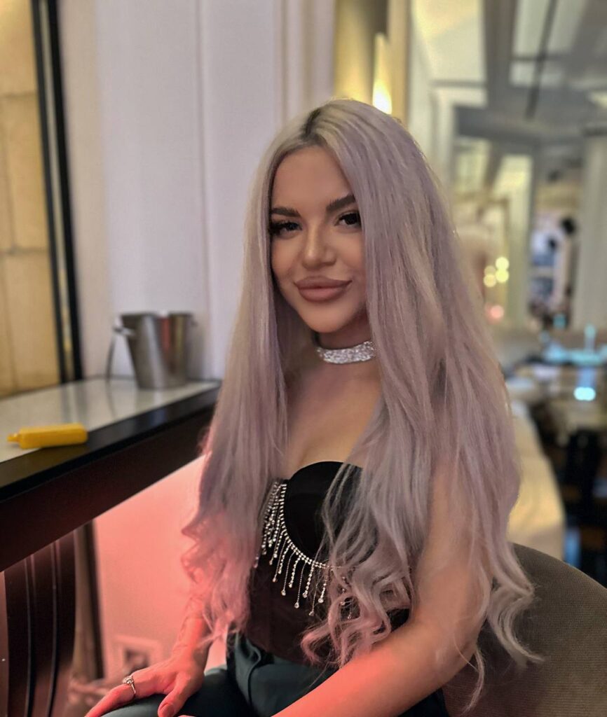 Модель Владлена escort-moscow.pro