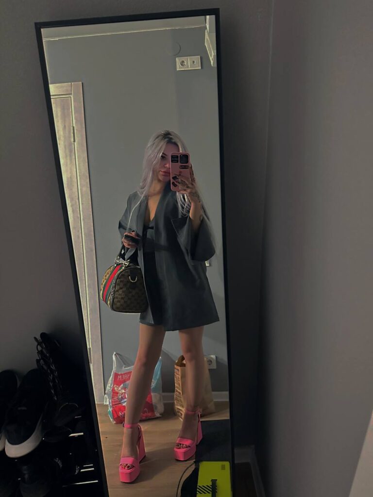 Эскортница Владлена escort-moscow.pro